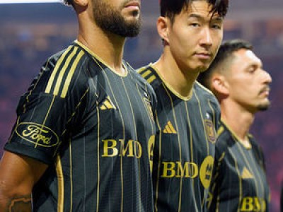 LAFC 새 유니폼 공개에 팬들 관심 집중