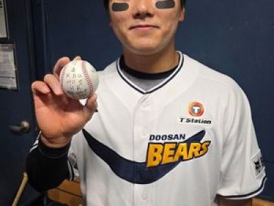 윤준호 데뷔 첫 홈런 터뜨려 프로야구 팬들 환호
