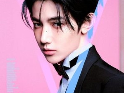 장하오 V매거진 차이나 커버로 글로벌 인증