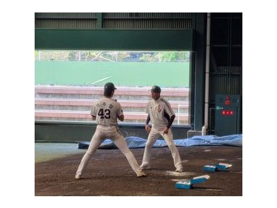 프로야구 투수 조련사들 잊힌 유망주 위해 직접 나서